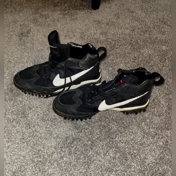 nike destroyer cleats